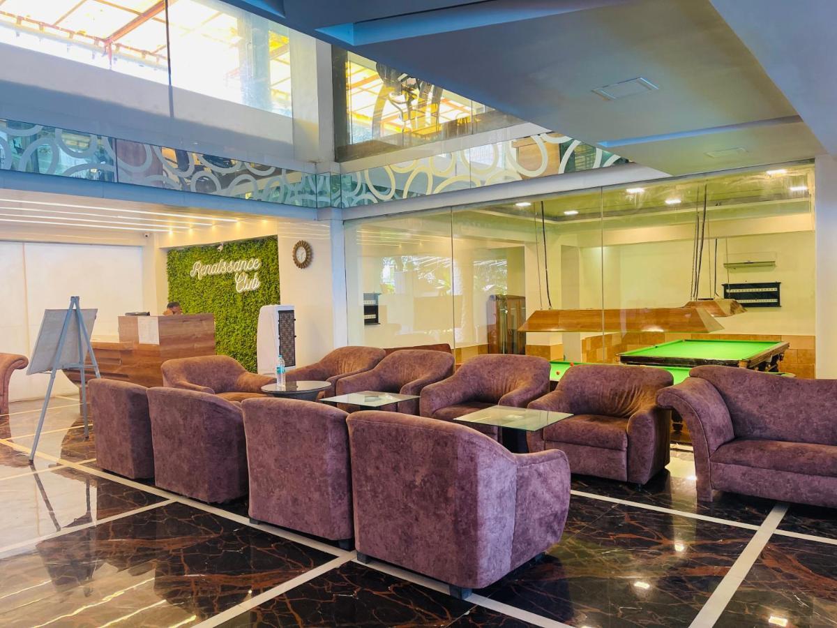 Home2 Renaissance Club Mumbai Luaran gambar